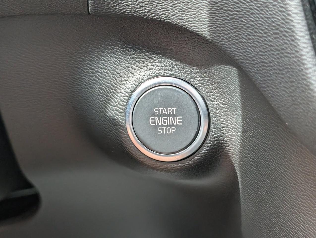 2026 Volvo XC40 B5 Core Springfield VA