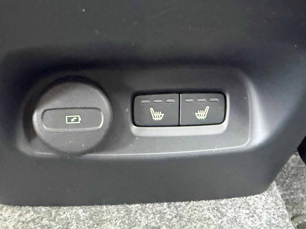 2026 Volvo XC40 B5 Core Springfield VA