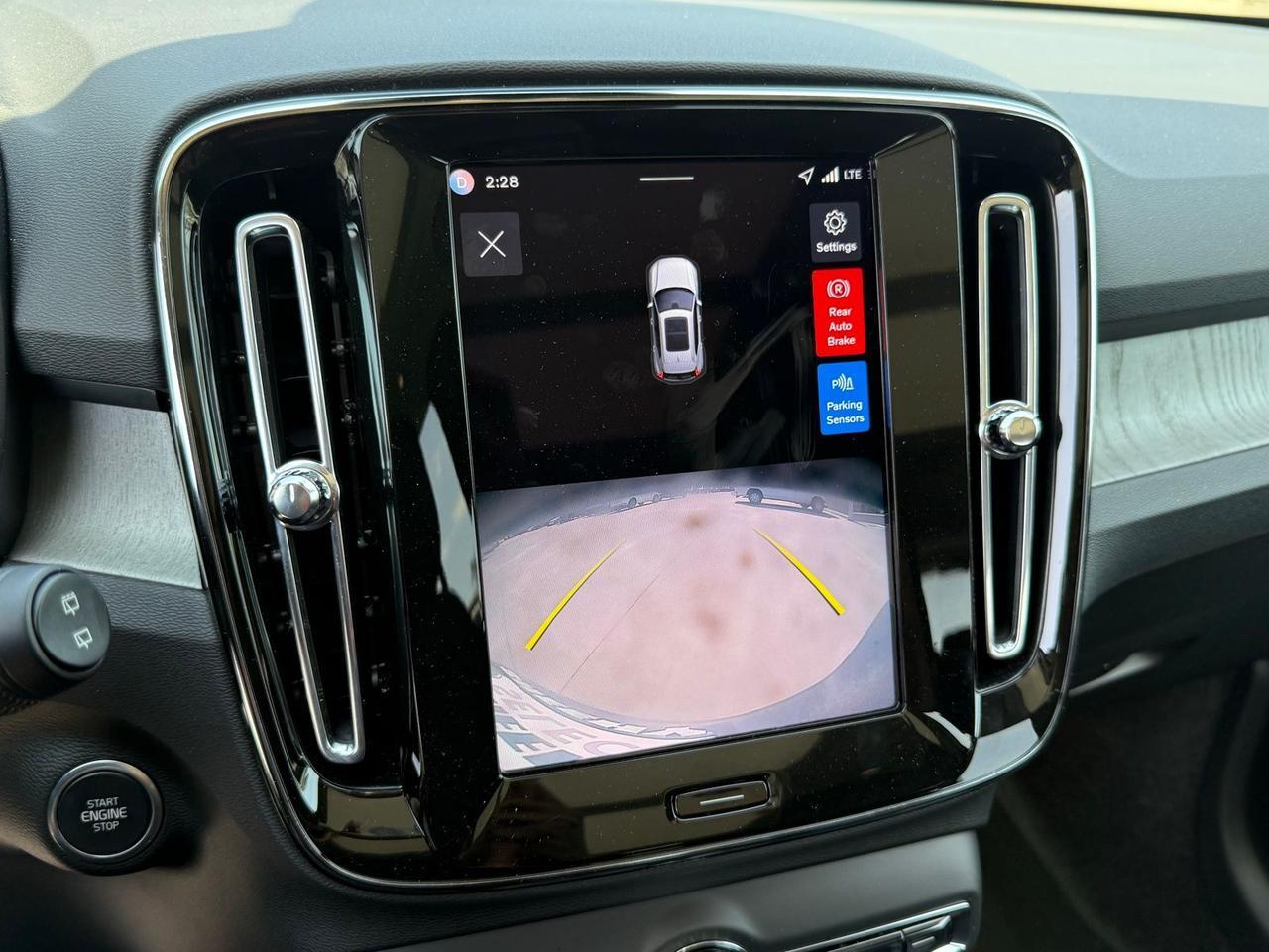 2026 Volvo XC40 B5 Core Springfield VA