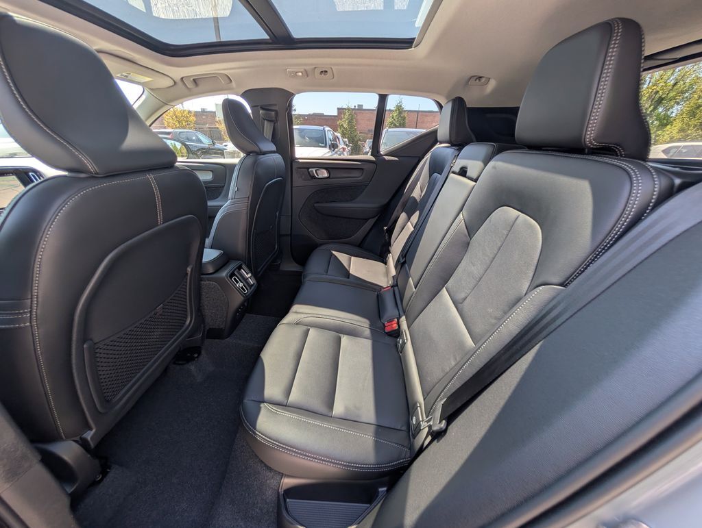 2026 Volvo XC40 B5 Core Hunt Valley MD