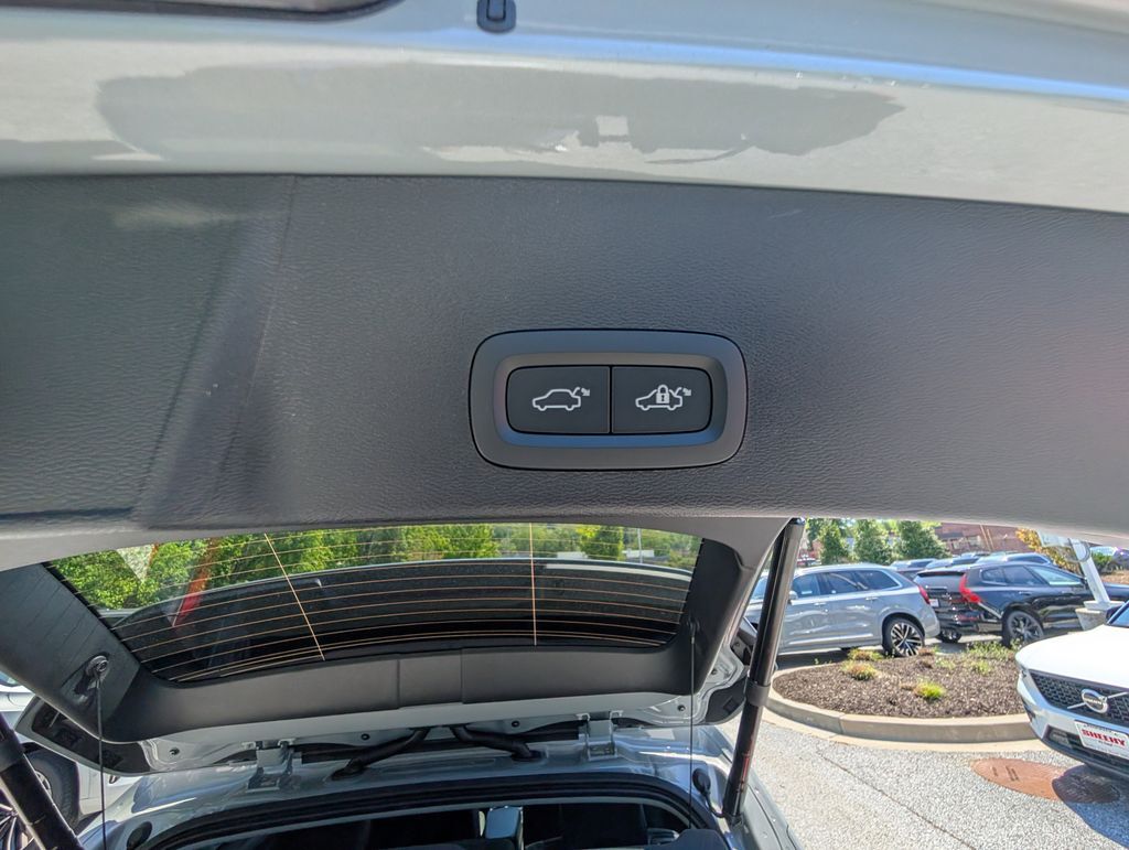 2026 Volvo XC40 B5 Core Hunt Valley MD