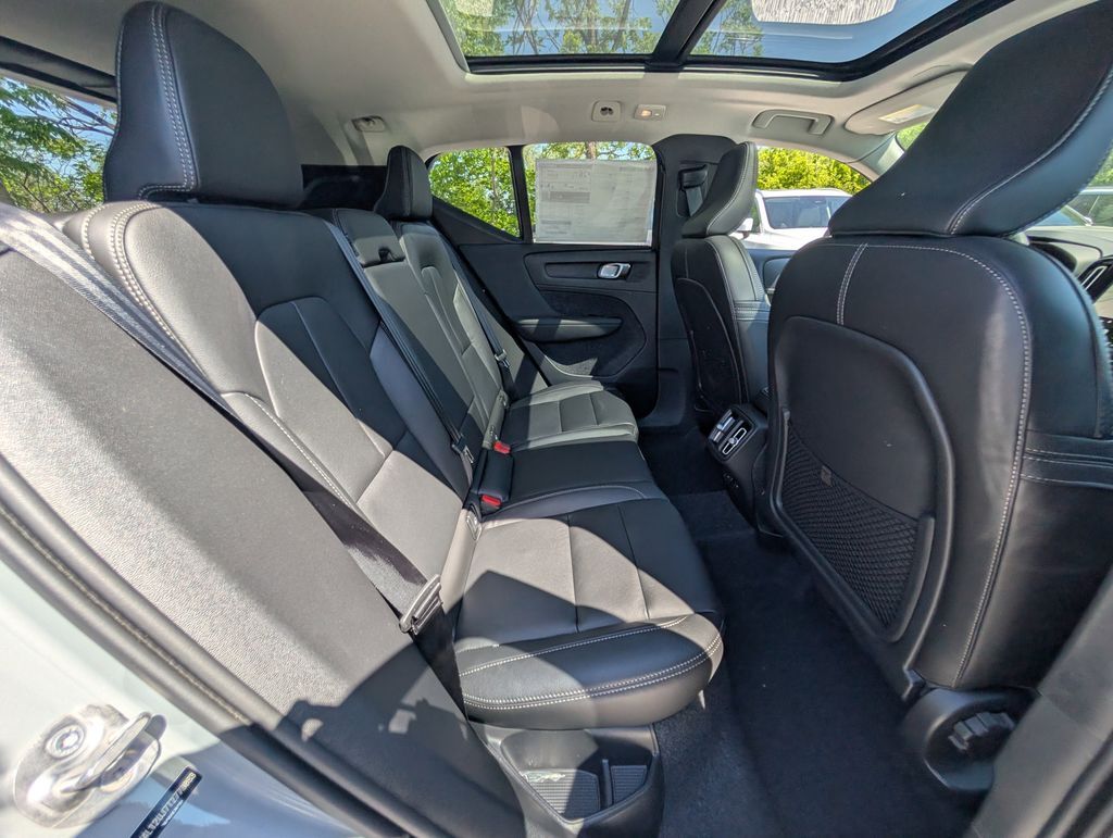 2026 Volvo XC40 B5 Core Hunt Valley MD