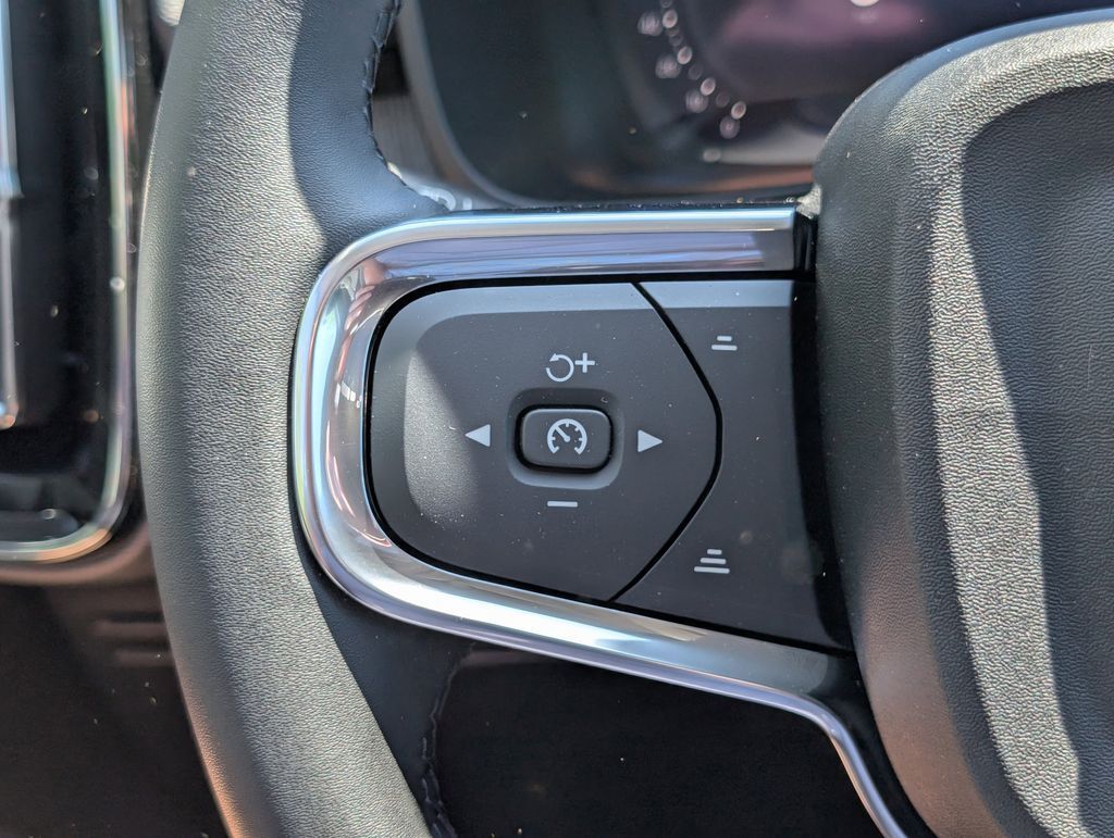 2026 Volvo XC40 B5 Core Hunt Valley MD