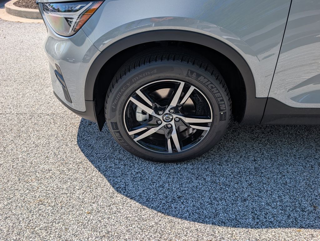 2026 Volvo XC40 B5 Core Hunt Valley MD