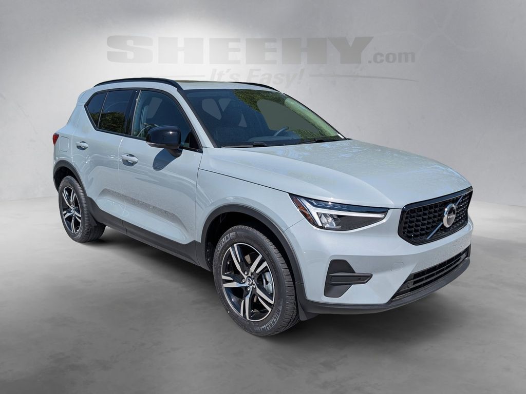 2026 Volvo XC40 B5 Core Hunt Valley MD