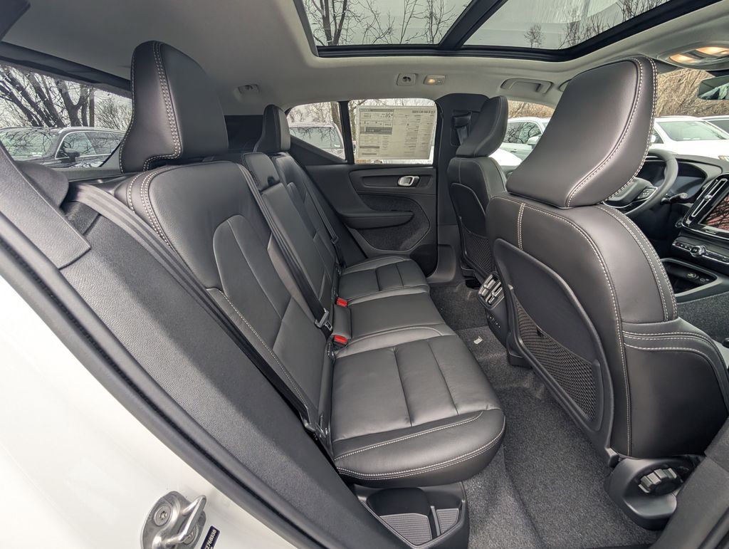 2026 Volvo XC40 B5 Core Hunt Valley MD