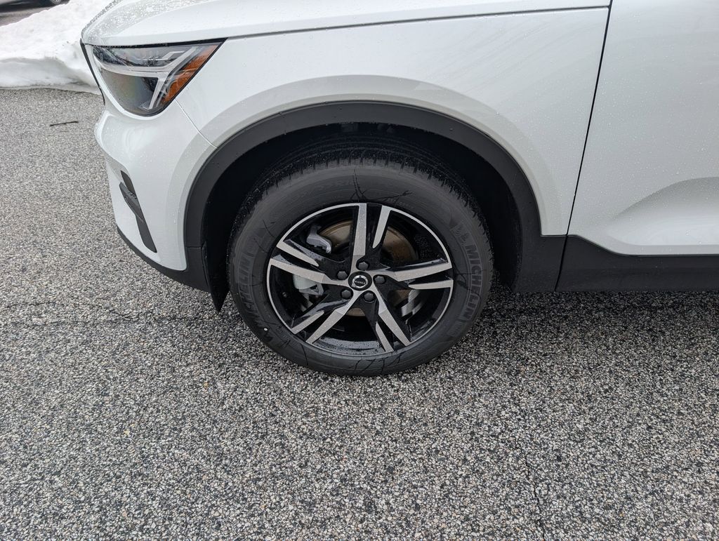 2026 Volvo XC40 B5 Core Hunt Valley MD