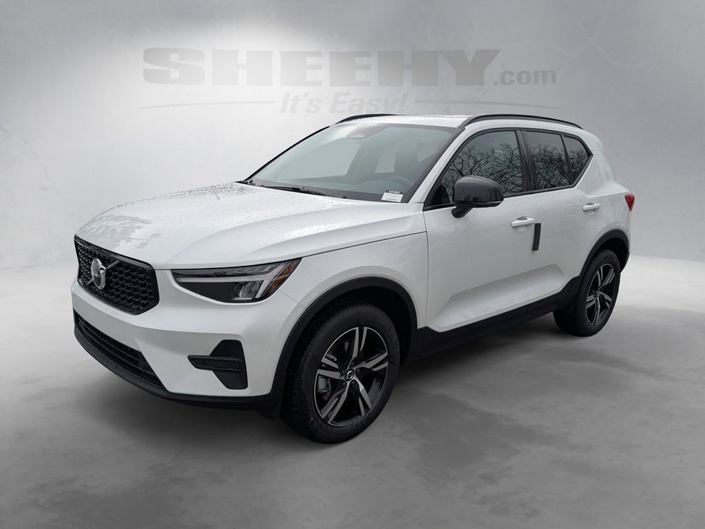 2026 Volvo XC40 B5 Core Hunt Valley MD
