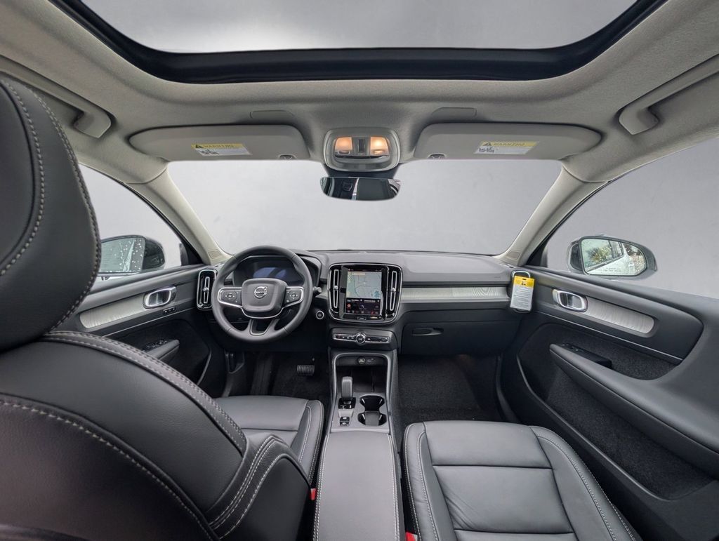 2026 Volvo XC40 B5 Core Hunt Valley MD