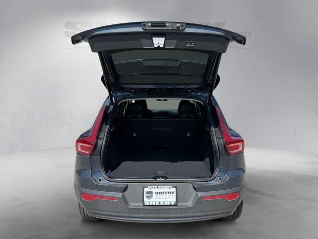 2026 Volvo XC40 B5 Core Hunt Valley MD