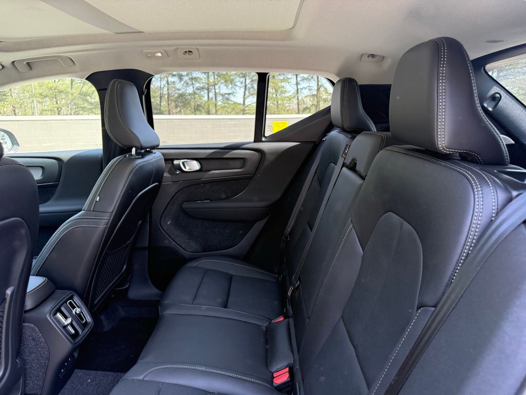 2026 Volvo XC40 B5 Core Hunt Valley MD