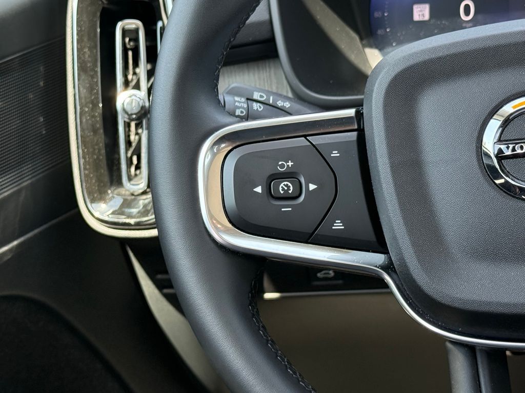2026 Volvo XC40 B5 Core Hunt Valley MD