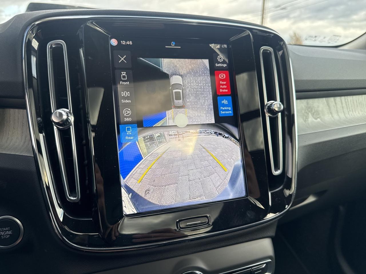 2026 Volvo XC40 B5 Plus Bend OR