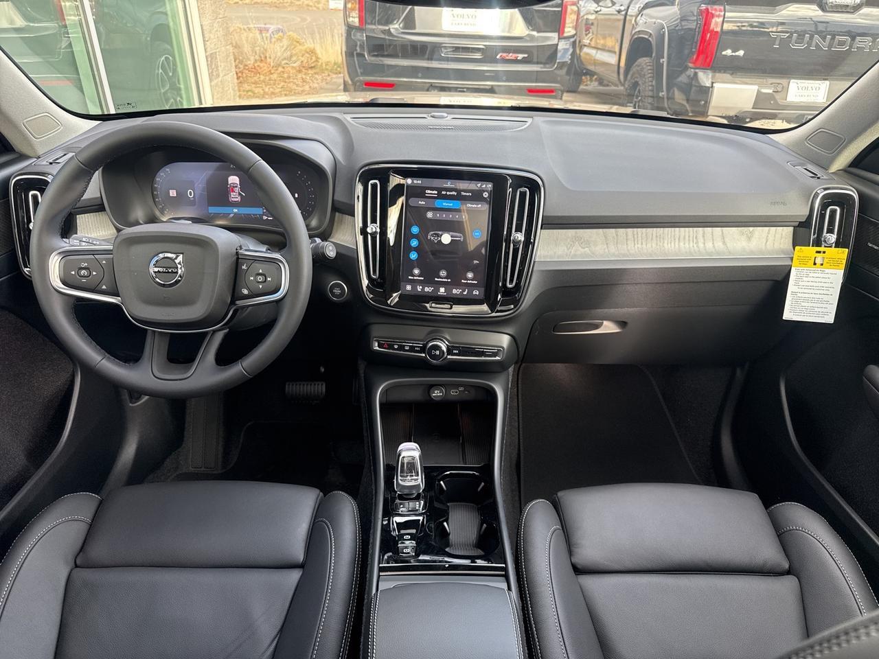 2026 Volvo XC40 B5 Plus Bend OR