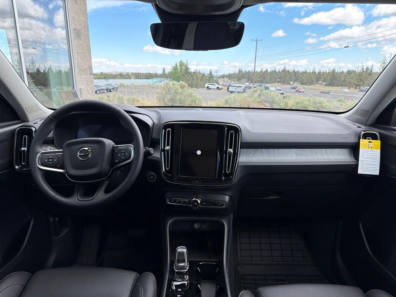2026 Volvo XC40 B5 Plus Bend OR