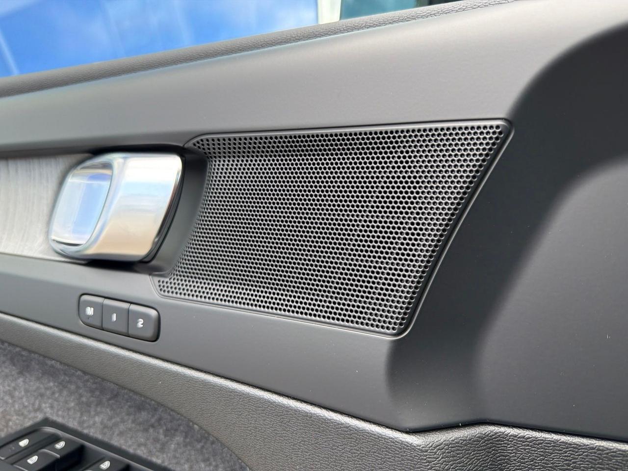2026 Volvo XC40 B5 Plus Bend OR