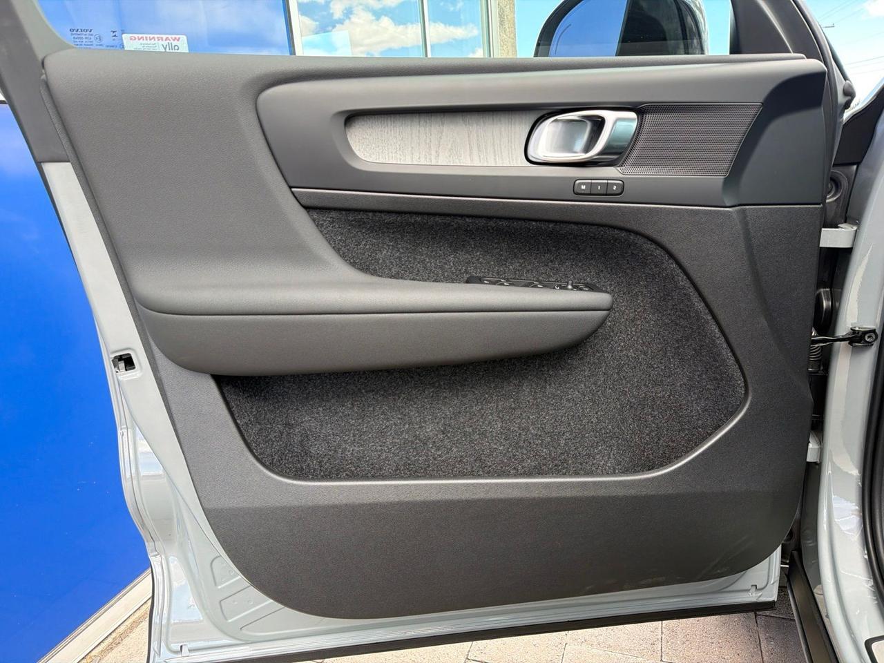 2026 Volvo XC40 B5 Plus Bend OR