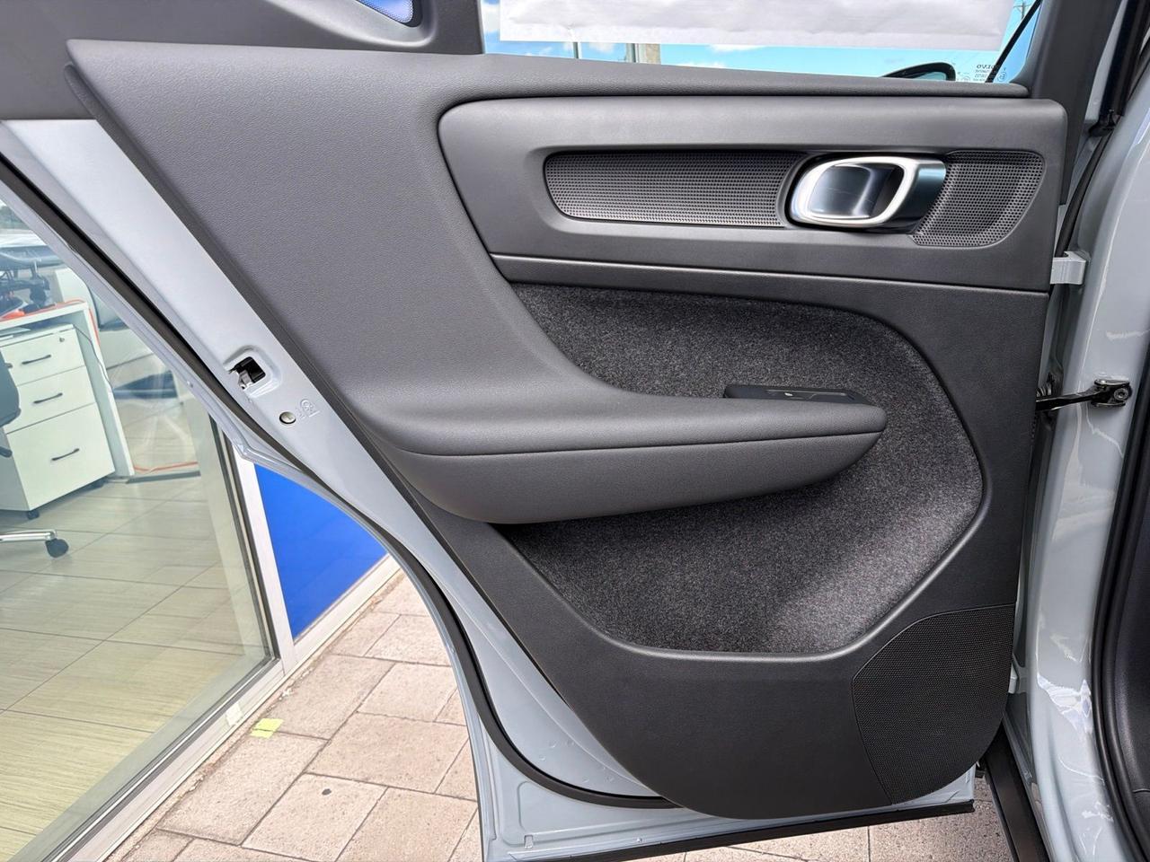 2026 Volvo XC40 B5 Plus Bend OR