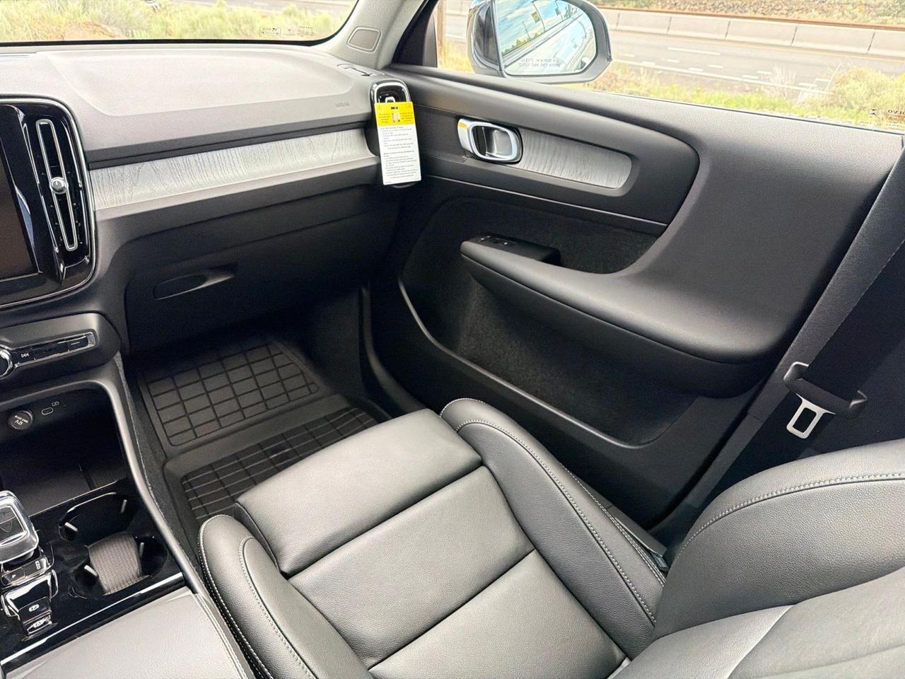 2026 Volvo XC40 B5 Plus Bend OR