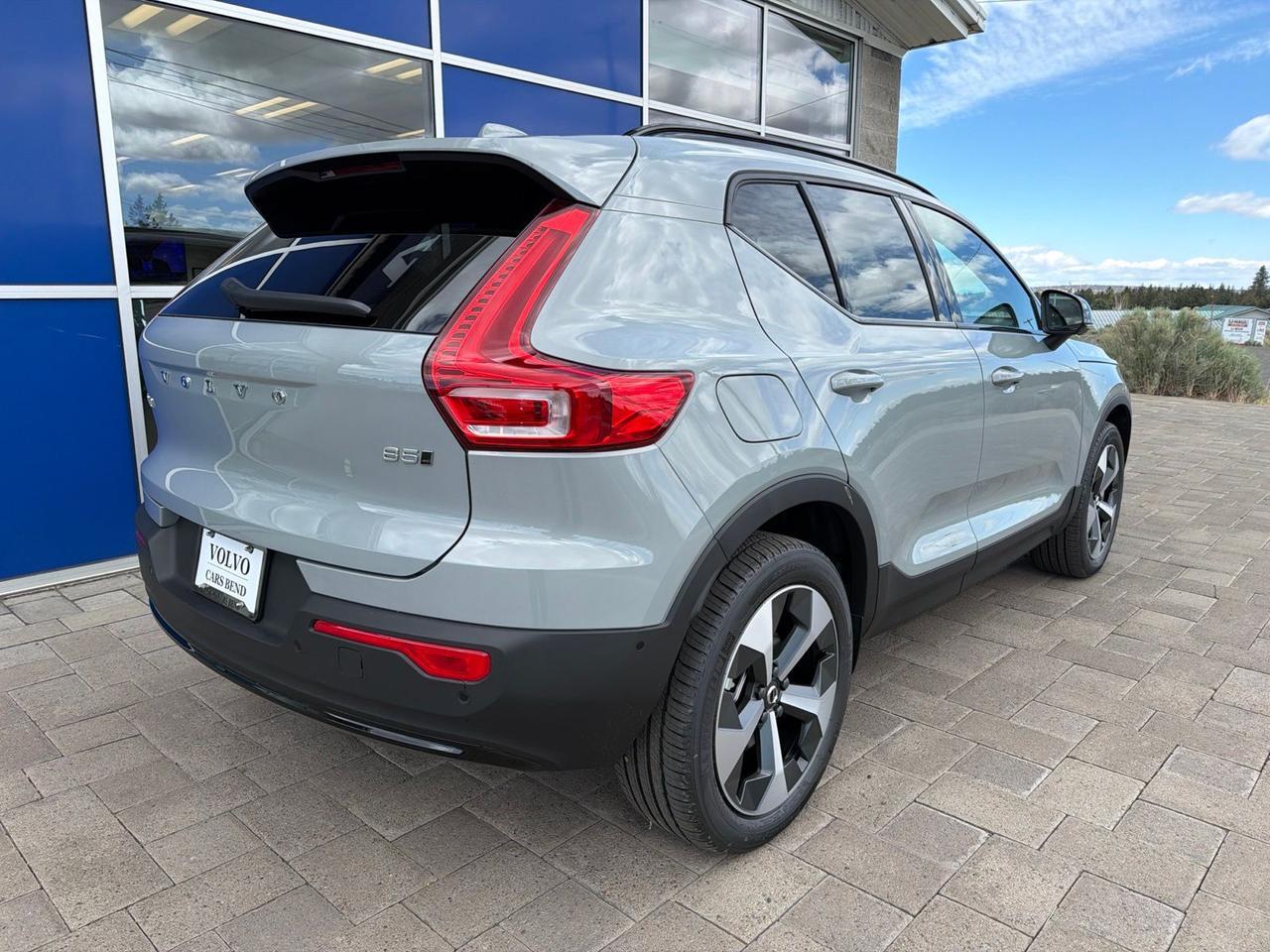 2026 Volvo XC40 B5 Plus Bend OR
