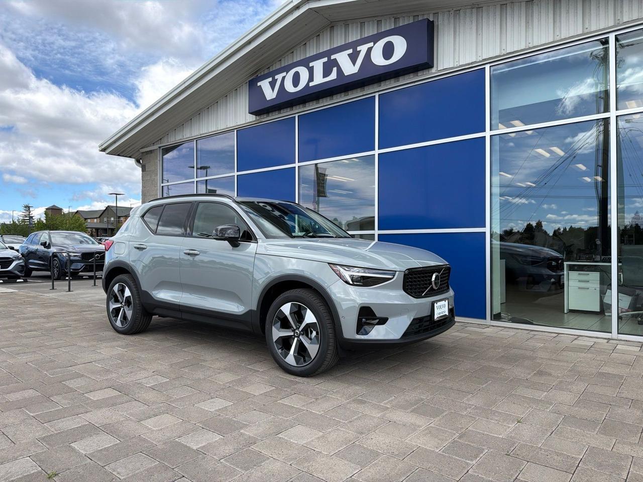 2026 Volvo XC40 B5 Plus