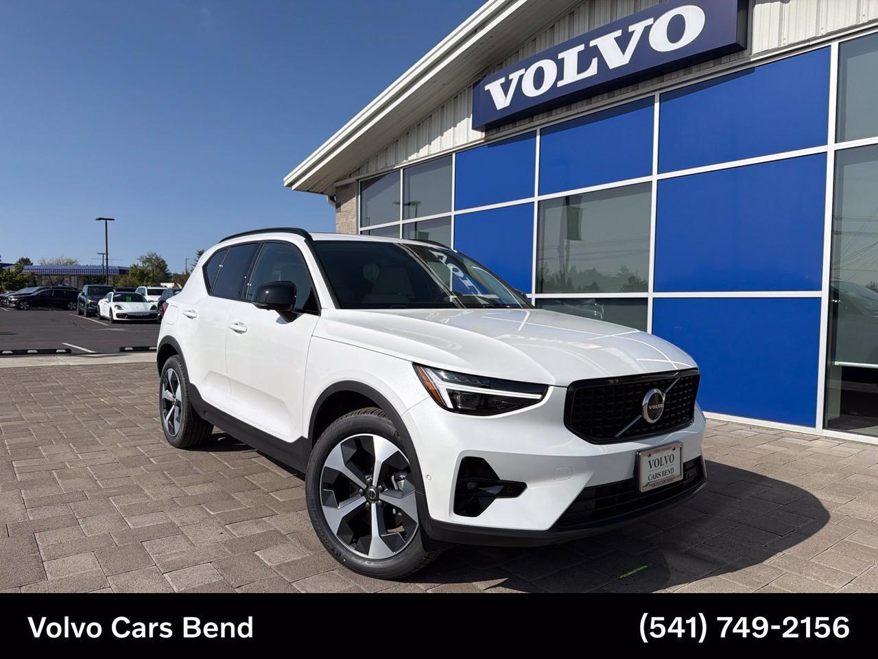 2026 Volvo XC40 B5 Plus