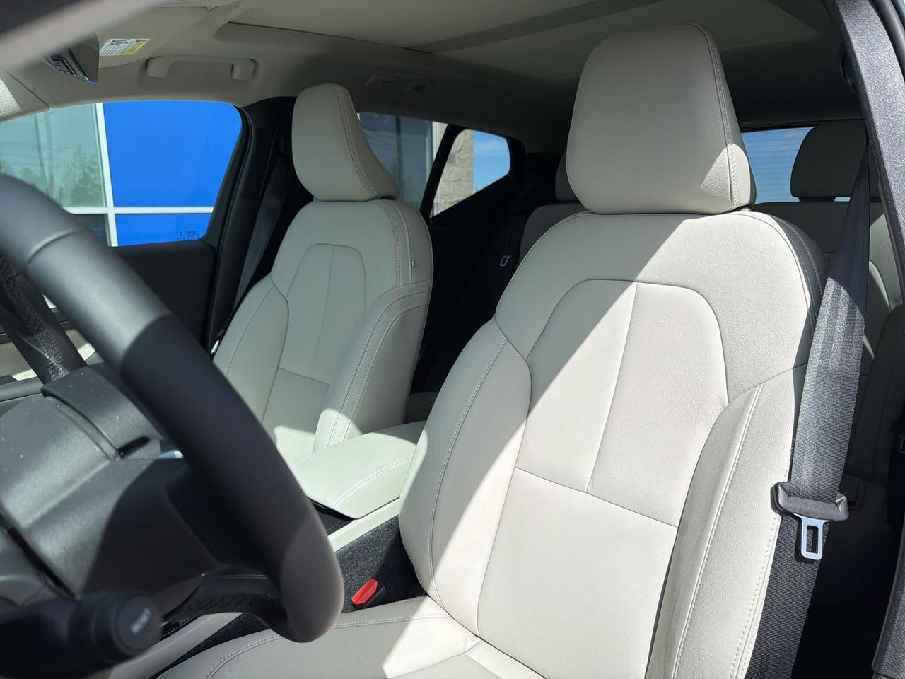 2026 Volvo XC40 B5 Plus Bend OR