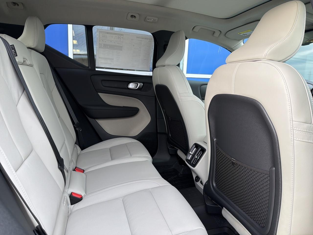 2026 Volvo XC40 B5 Plus Bend OR