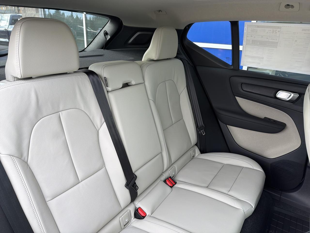 2026 Volvo XC40 B5 Plus Bend OR