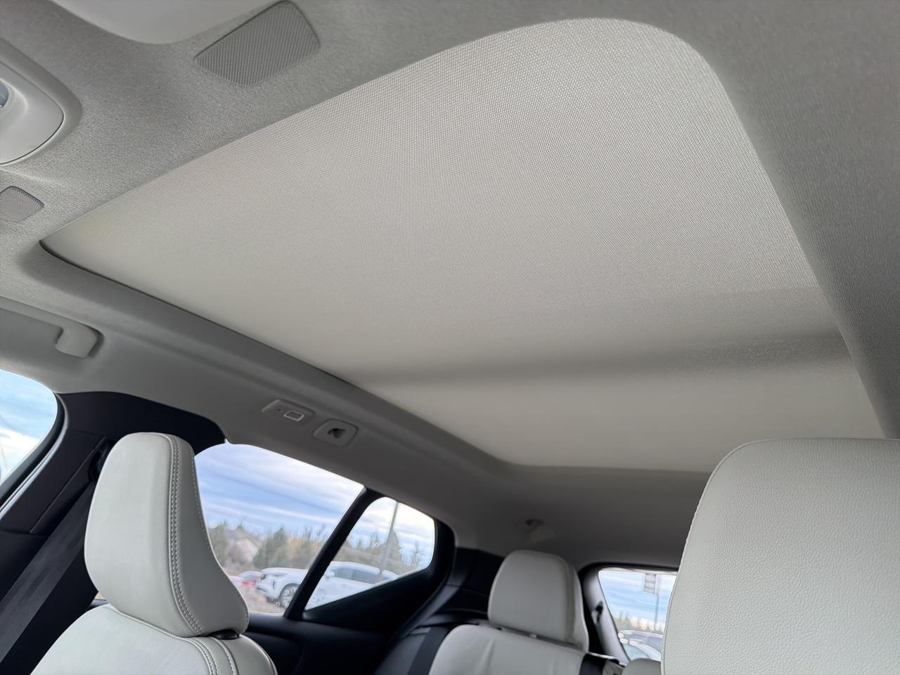 2026 Volvo XC40 B5 Plus Bend OR