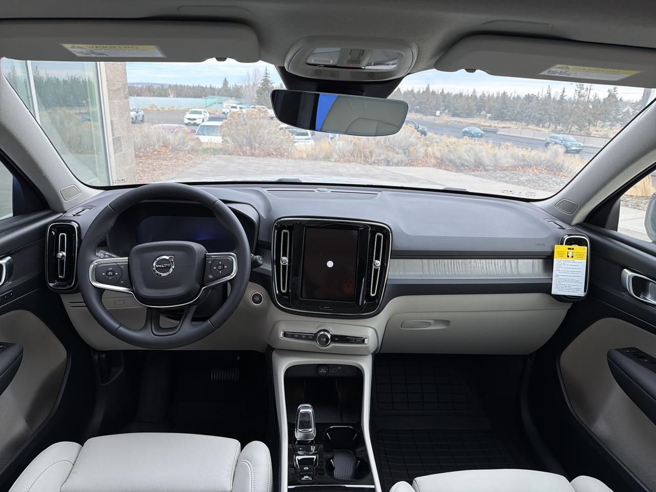 2026 Volvo XC40 B5 Plus Bend OR