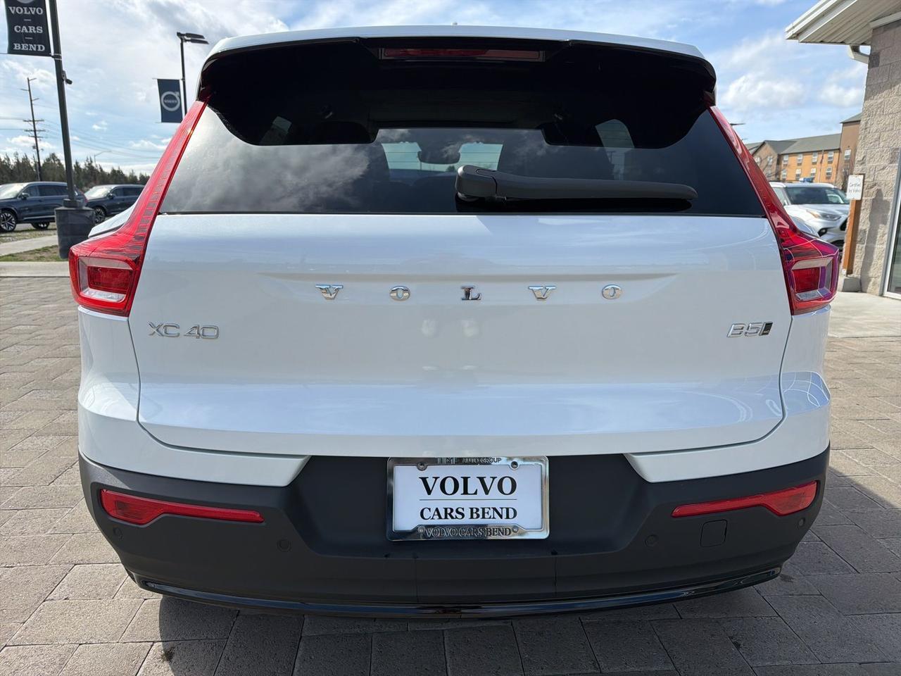 2026 Volvo XC40 B5 Plus Bend OR