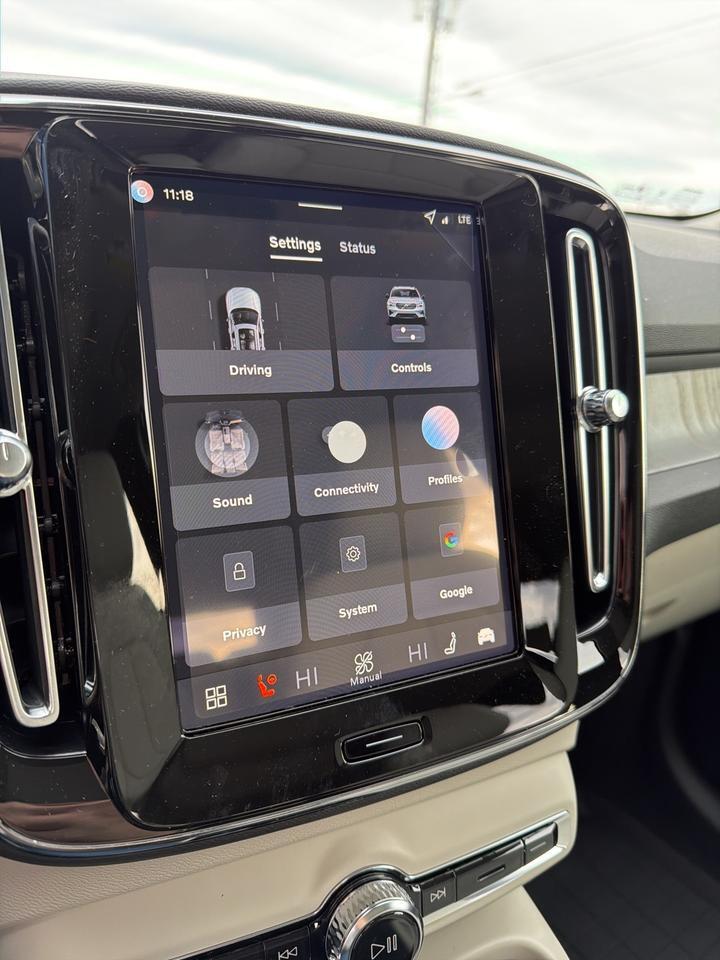 2026 Volvo XC40 B5 Plus Bend OR