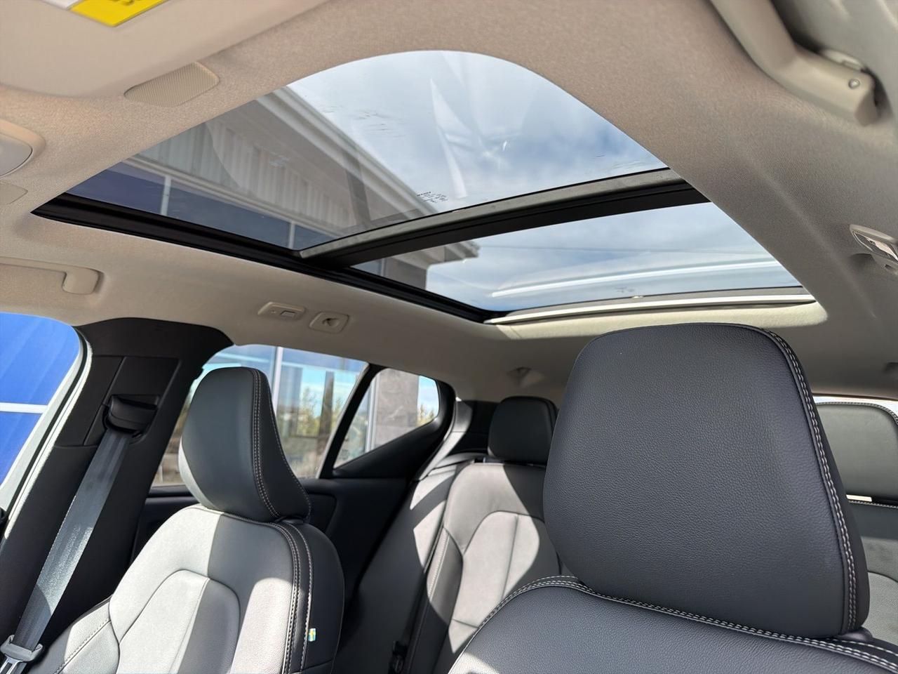 2026 Volvo XC40 B5 Plus Bend OR