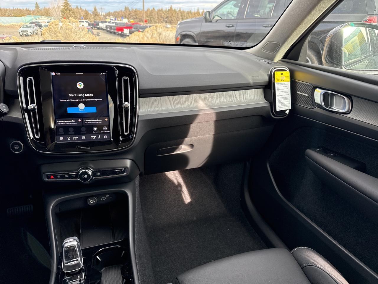 2026 Volvo XC40 B5 Plus Bend OR