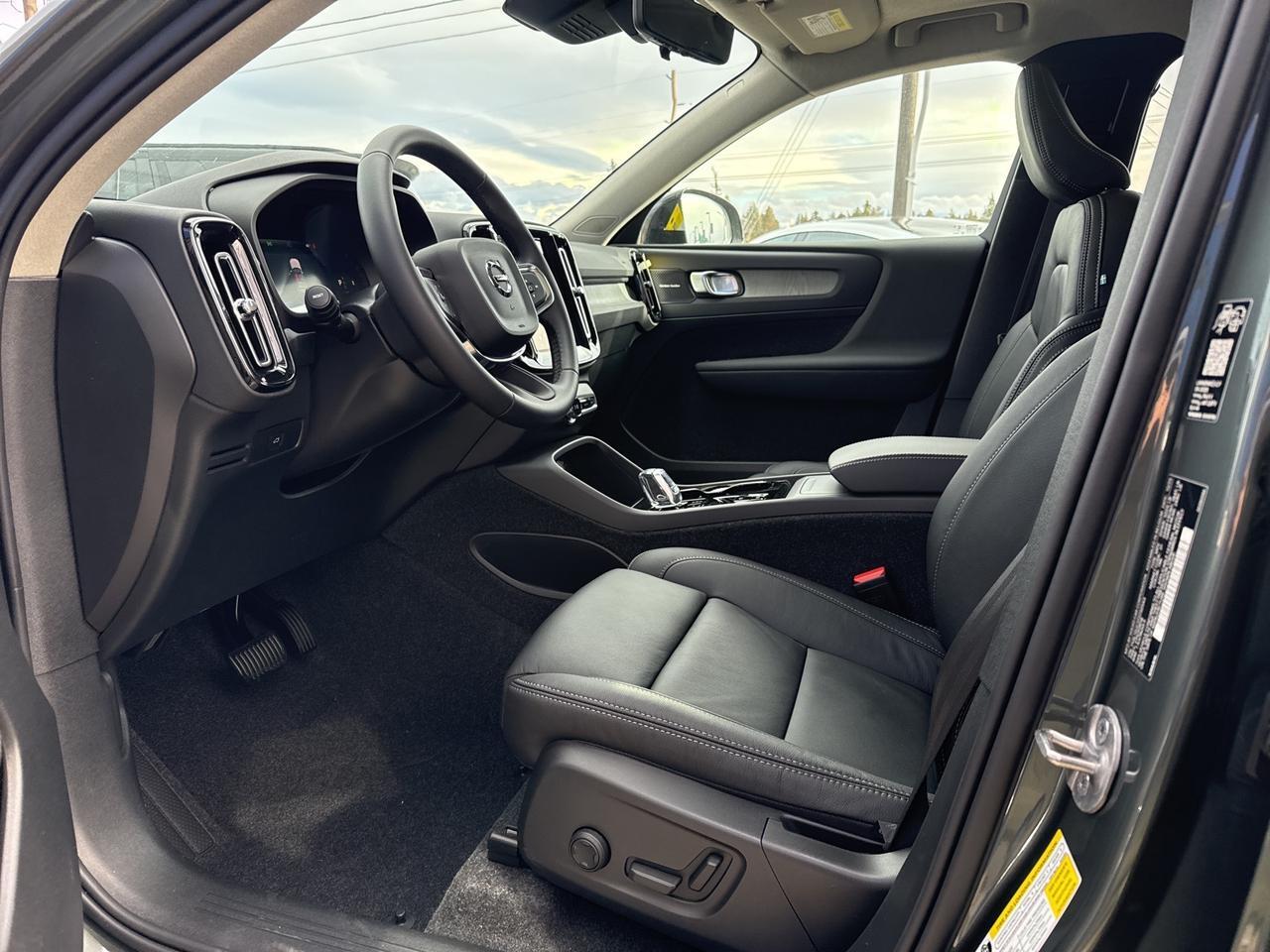 2026 Volvo XC40 B5 Plus Bend OR