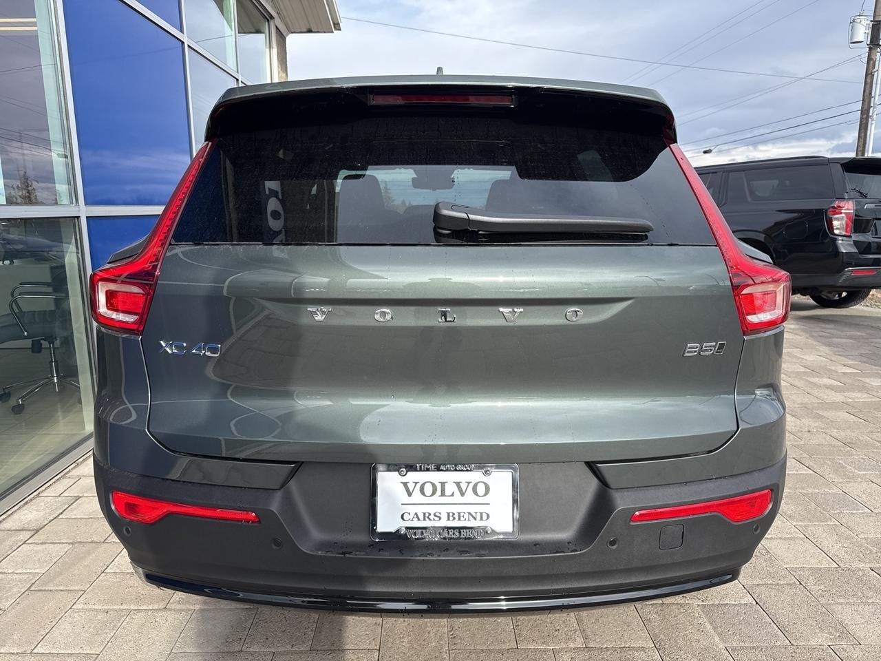 2026 Volvo XC40 B5 Plus Bend OR