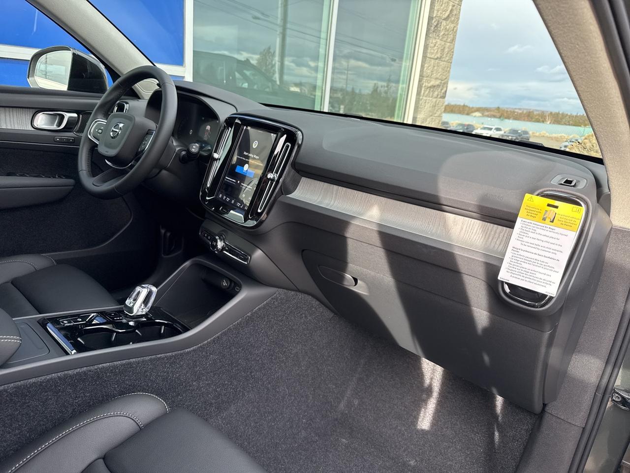 2026 Volvo XC40 B5 Plus Bend OR