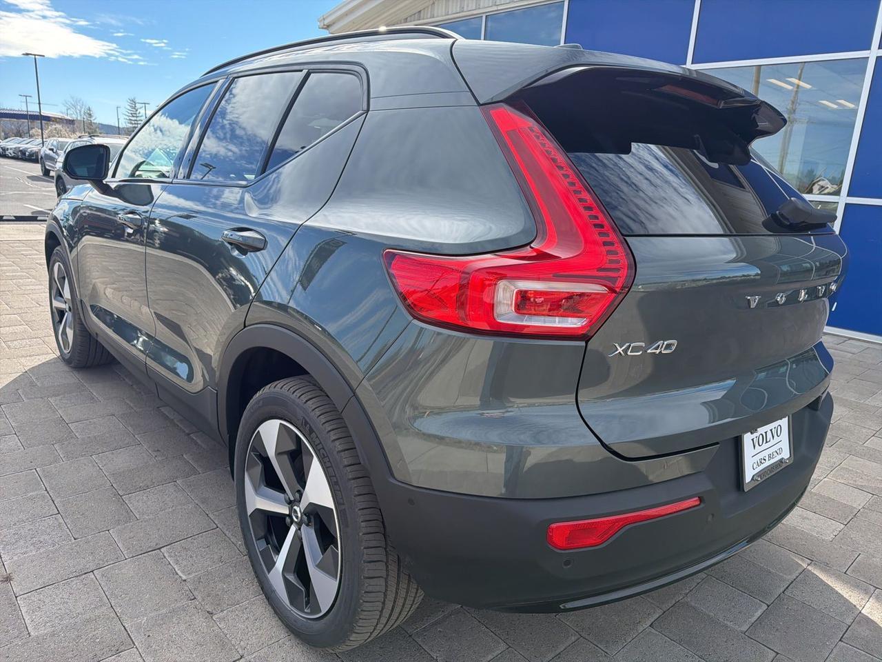 2026 Volvo XC40 B5 Plus Bend OR