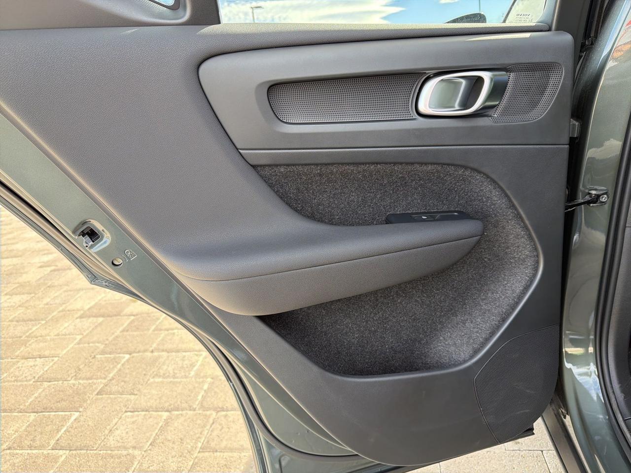 2026 Volvo XC40 B5 Plus Bend OR