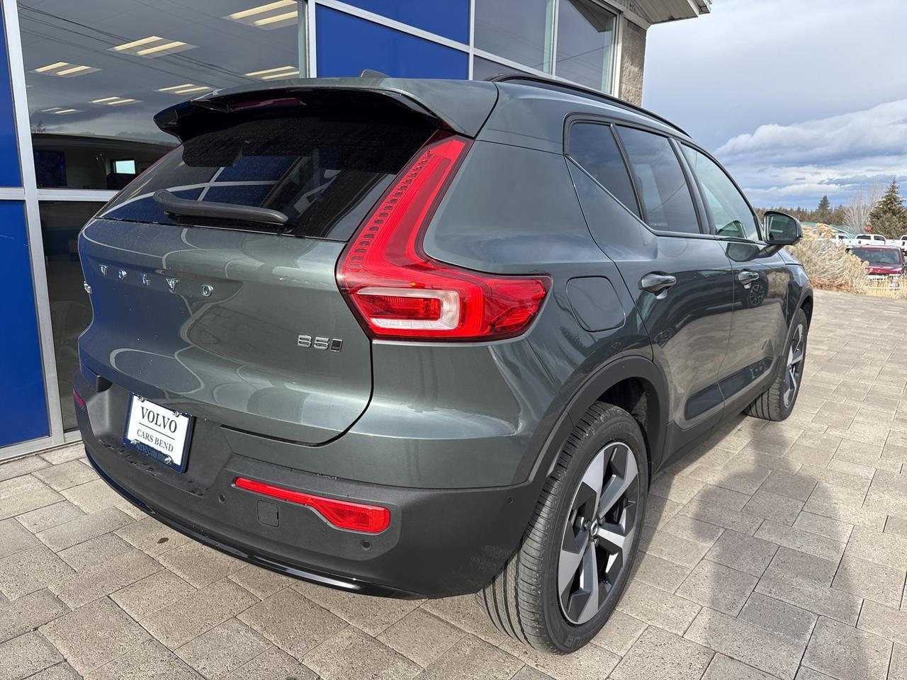 2026 Volvo XC40 B5 Plus Bend OR