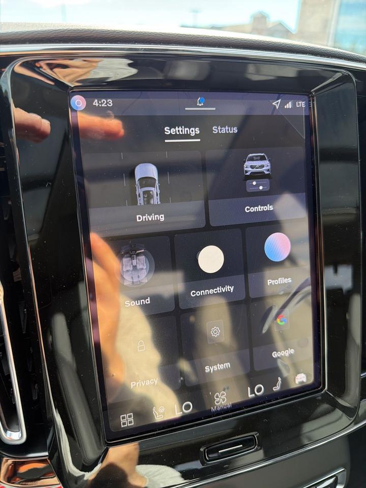 2026 Volvo XC40 B5 Plus Bend OR