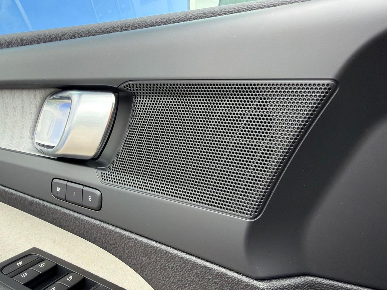 2026 Volvo XC40 B5 Plus Bend OR