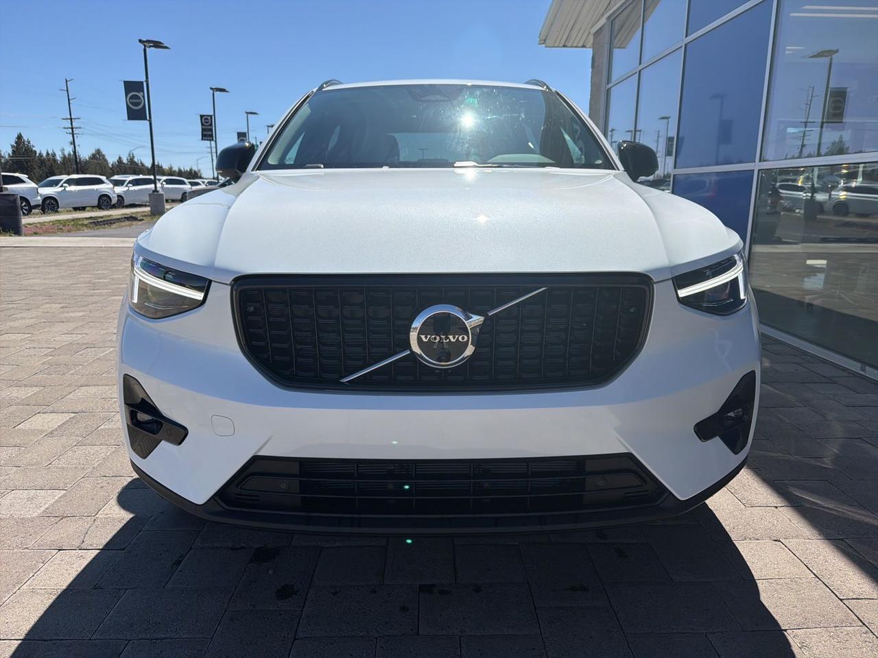 2026 Volvo XC40 B5 Plus Bend OR