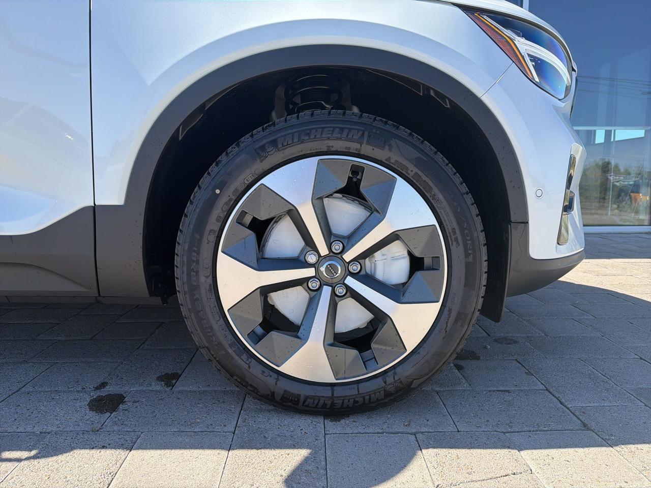 2026 Volvo XC40 B5 Plus Bend OR