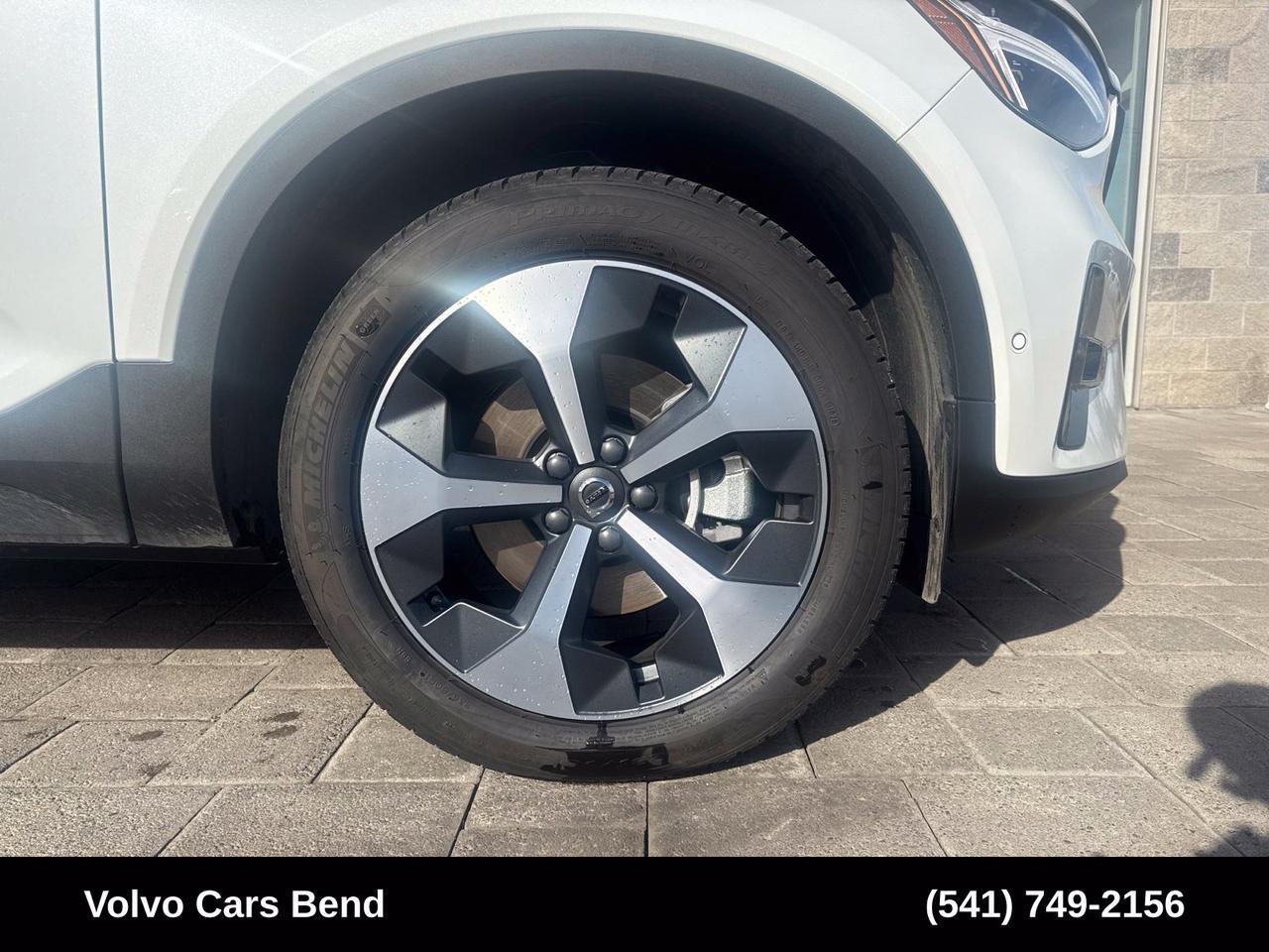 2026 Volvo XC40 B5 Plus Bend OR