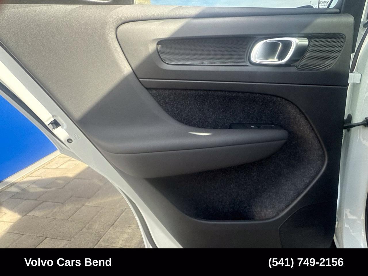 2026 Volvo XC40 B5 Plus Bend OR