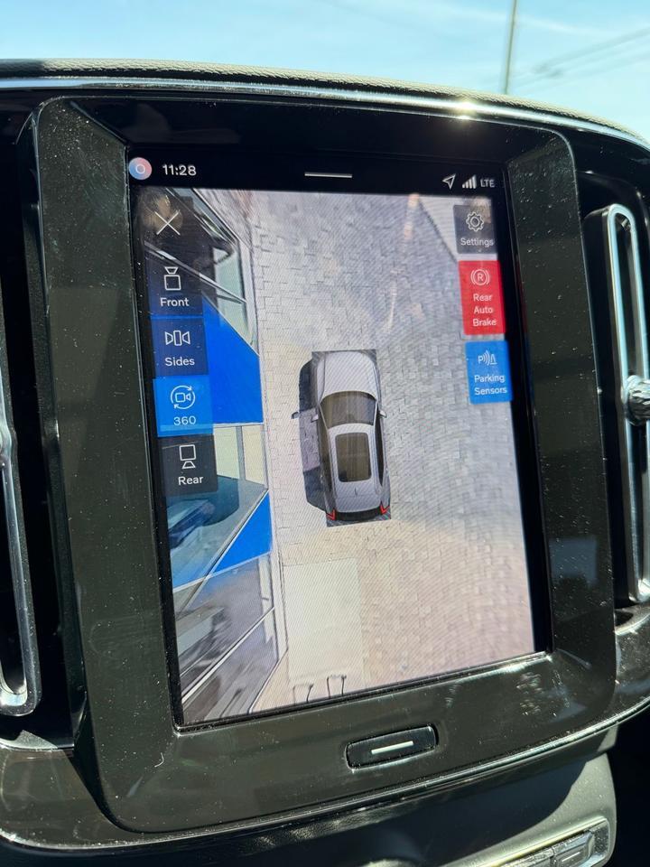 2026 Volvo XC40 B5 Plus Bend OR