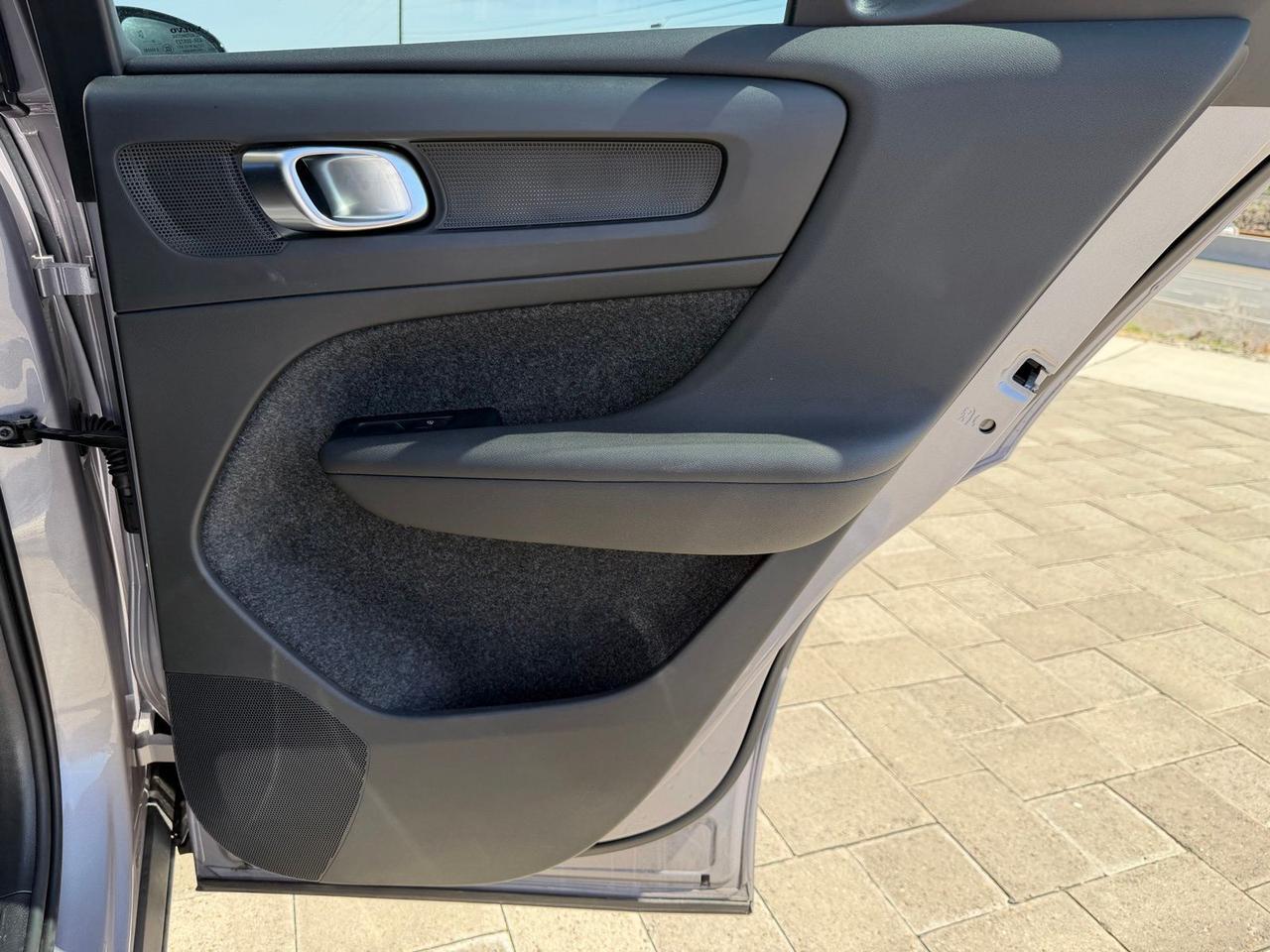 2026 Volvo XC40 B5 Plus Bend OR