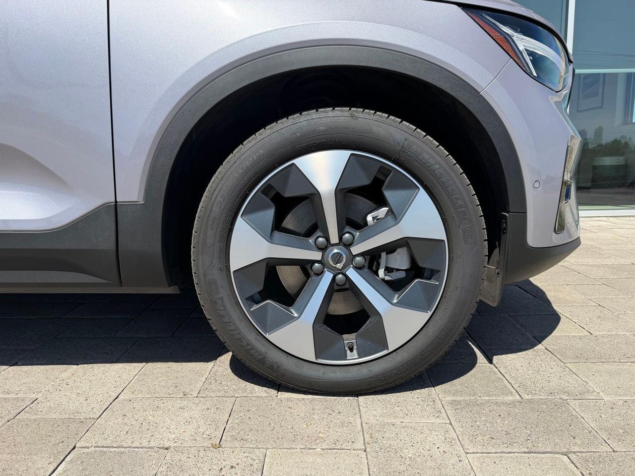 2026 Volvo XC40 B5 Plus Bend OR